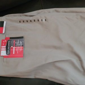 Grand Slam Performance Golf Shorts Size 44